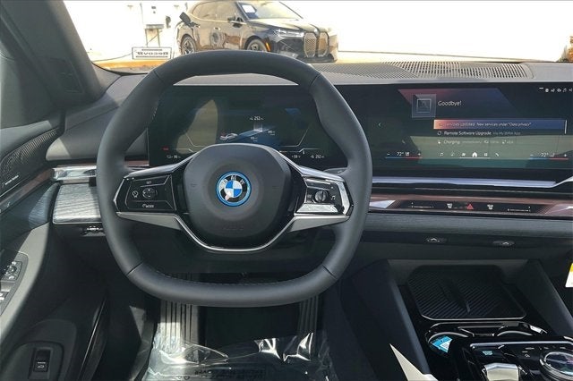 2025 BMW i5 eDrive40