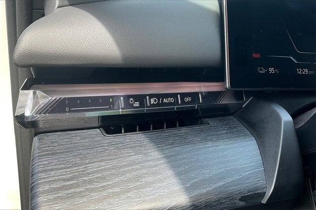 2025 BMW i5 eDrive40