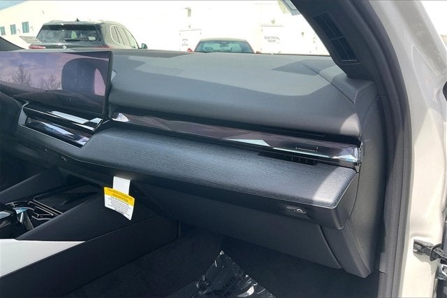 2025 BMW i5 eDrive40