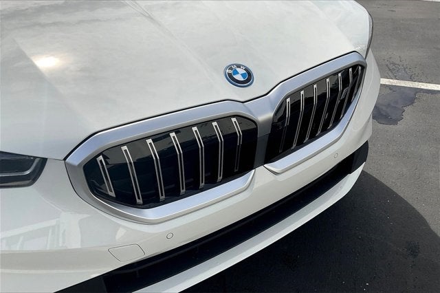 2025 BMW i5 eDrive40