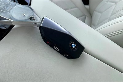 2025 BMW i5 eDrive40