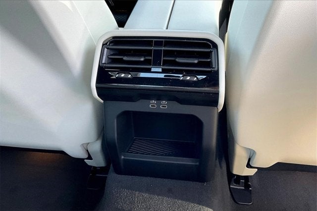 2025 BMW i5 eDrive40