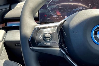 2025 BMW i5 eDrive40