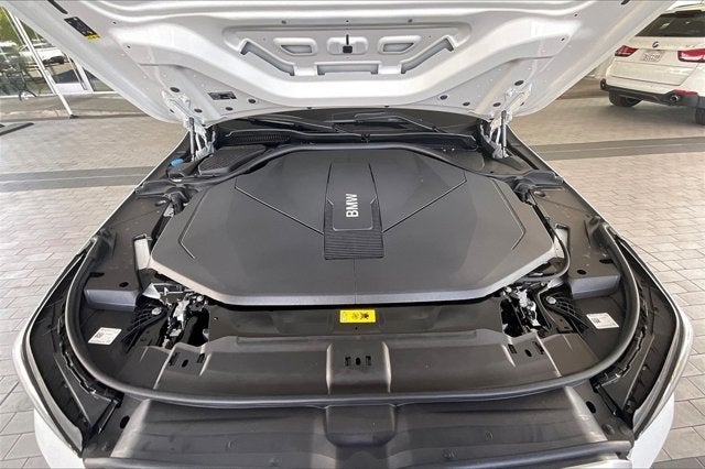 2025 BMW i5 eDrive40