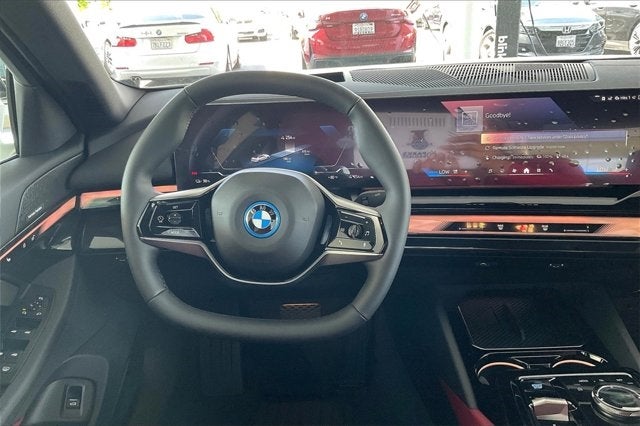 2025 BMW i5 eDrive40