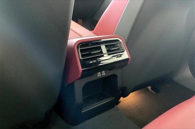 2025 BMW i5 eDrive40