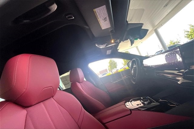 2025 BMW i5 eDrive40