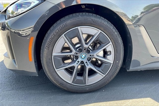 2024 BMW i4 eDrive35