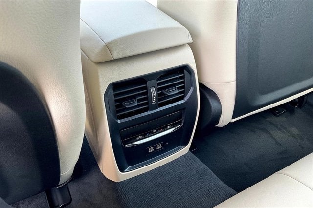 2025 BMW i4 xDrive40