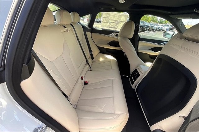 2025 BMW i4 xDrive40