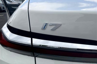 2025 BMW i7 xDrive60