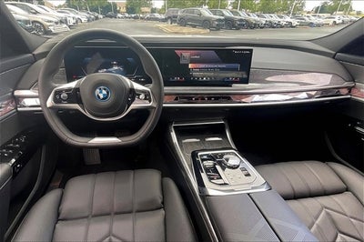 2025 BMW i7 xDrive60