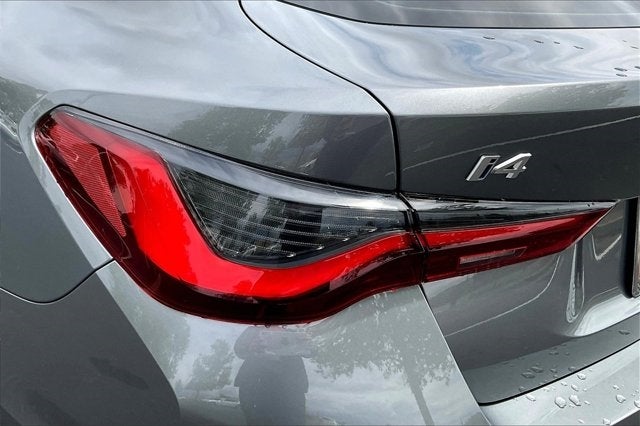 2024 BMW i4 eDrive40