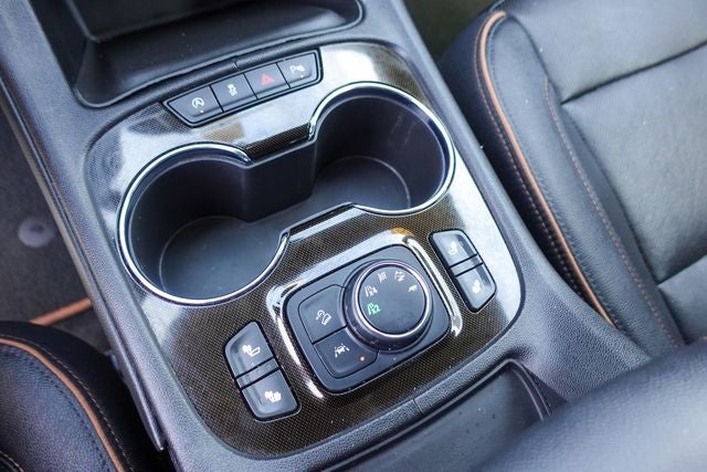 2020 GMC Acadia AT4