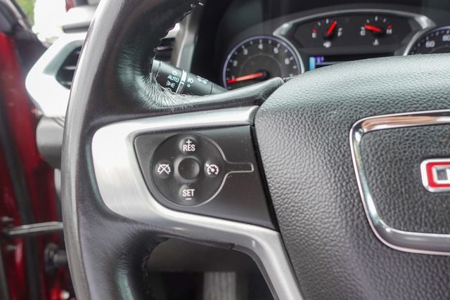 2017 GMC Acadia SLT-1