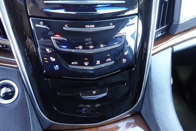 2018 Cadillac Escalade Luxury