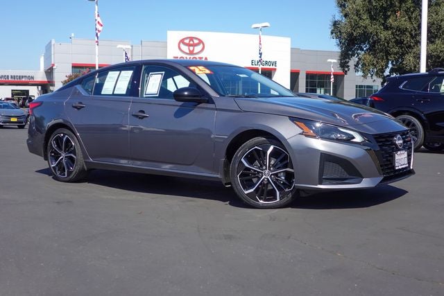 2025 Nissan Altima 2.5 SR