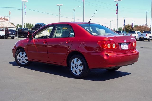 2005 Toyota Corolla LE