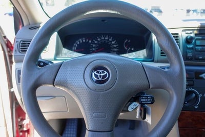 2005 Toyota Corolla LE