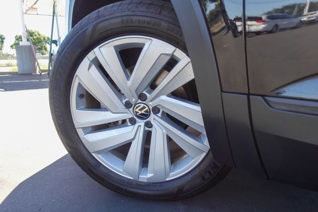 2023 Volkswagen Atlas Cross Sport 2.0T SE w/Technology