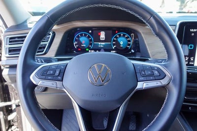 2024 Volkswagen Atlas 2.0T SE