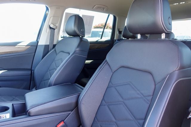 2024 Volkswagen Atlas 2.0T SE