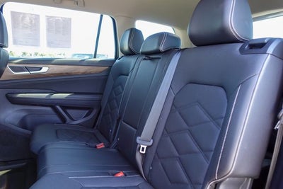 2024 Volkswagen Atlas 2.0T SE