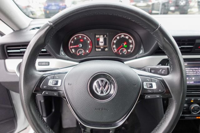 2021 Volkswagen Passat 2.0T SE