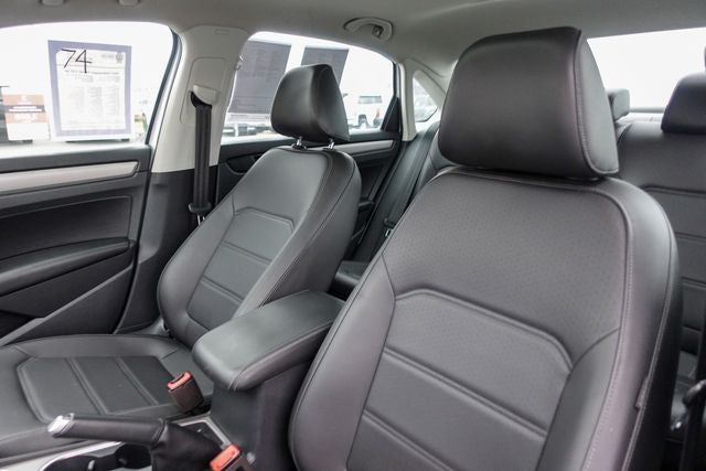 2021 Volkswagen Passat 2.0T SE