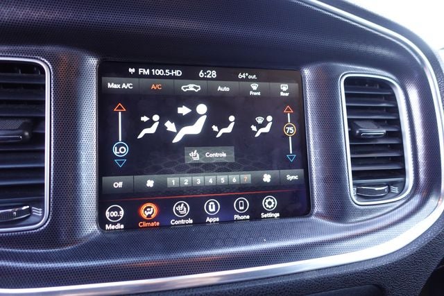 2018 Dodge Charger V6