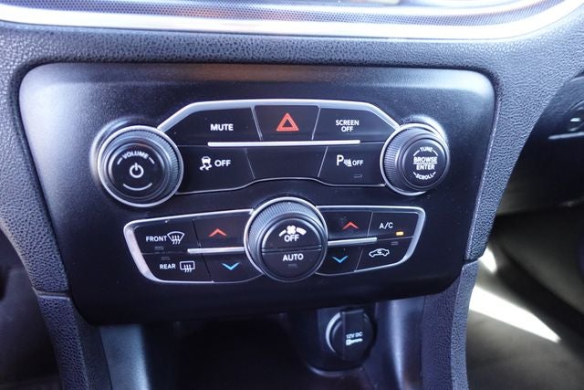 2018 Dodge Charger V6