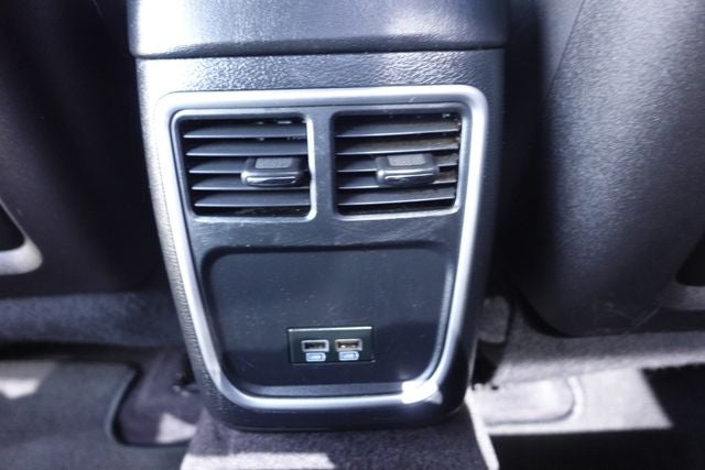 2018 Dodge Charger V6