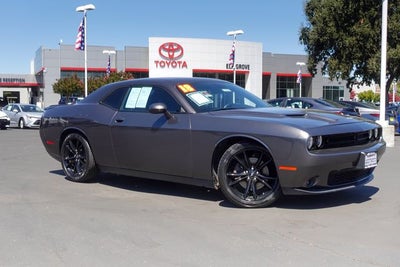 2018 Dodge Challenger SXT