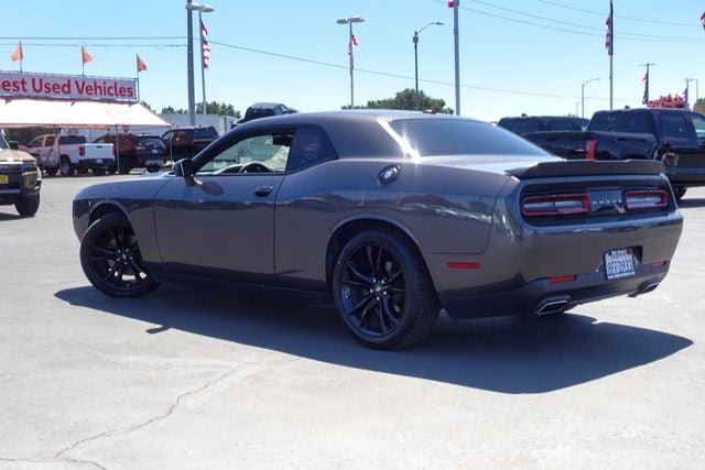 2018 Dodge Challenger SXT