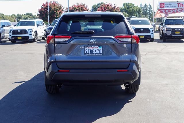 2025 Toyota RAV4 LE