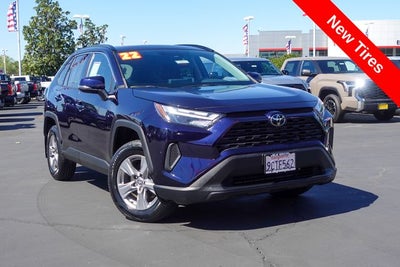 2022 Toyota RAV4 XLE