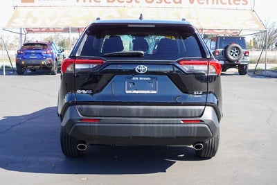 2024 Toyota RAV4 XLE