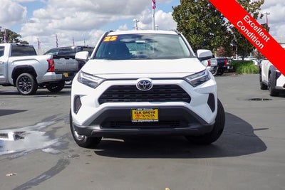 2025 Toyota RAV4 XLE