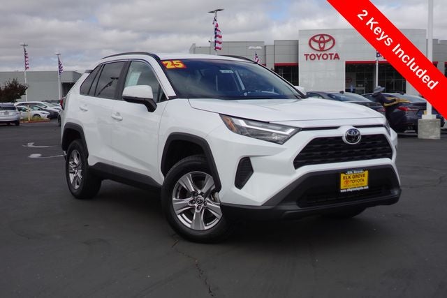 2025 Toyota RAV4 XLE