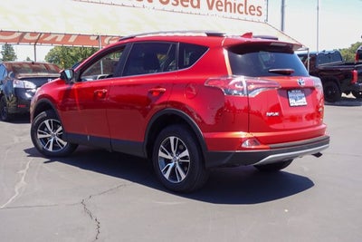 2017 Toyota RAV4 XLE