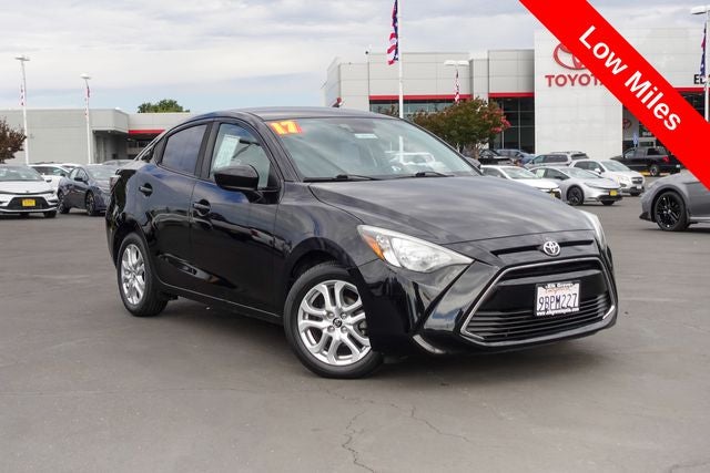 2017 Toyota Yaris iA Base