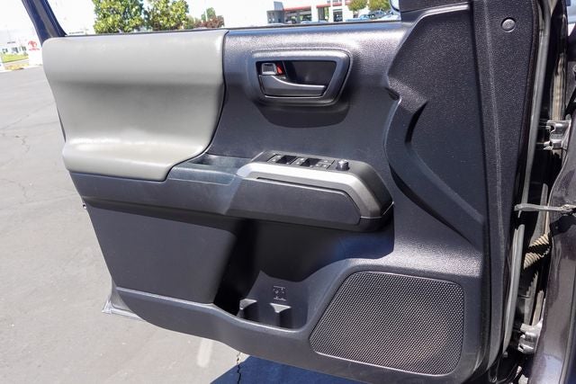 2018 Toyota Tacoma SR5 V6