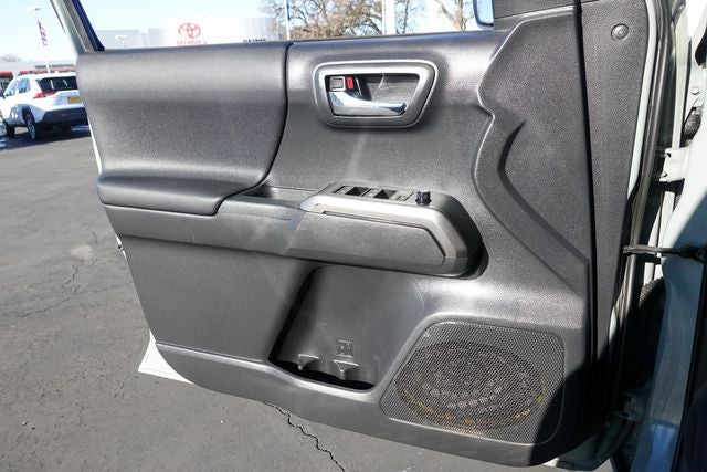 2022 Toyota Tacoma TRD Off-Road V6