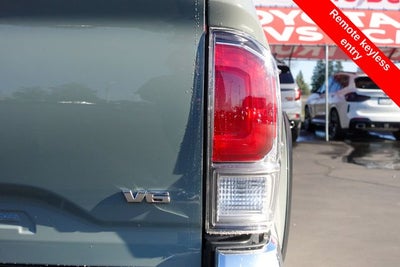 2022 Toyota Tacoma TRD Off-Road V6