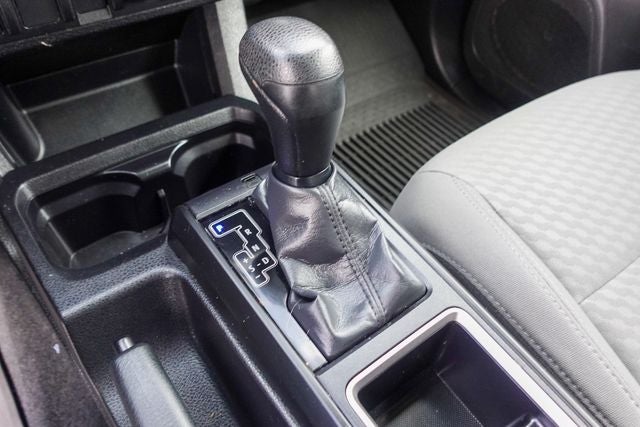 2022 Toyota Tacoma SR V6