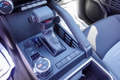 2026 Toyota Tacoma Hybrid TRD Off Road