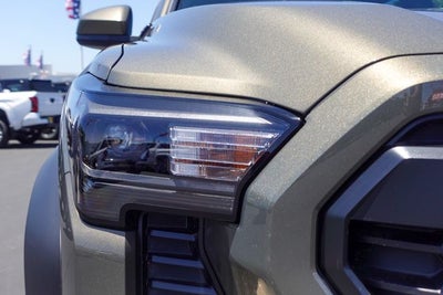 2026 Toyota Tacoma Hybrid TRD Off Road