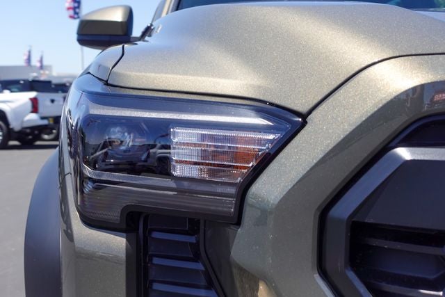 2026 Toyota Tacoma Hybrid TRD Off Road