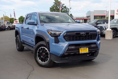 2026 Toyota Tacoma Hybrid TRD Off Road