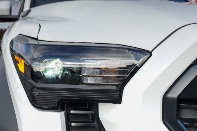 2025 Toyota Tacoma Hybrid TRD Off Road